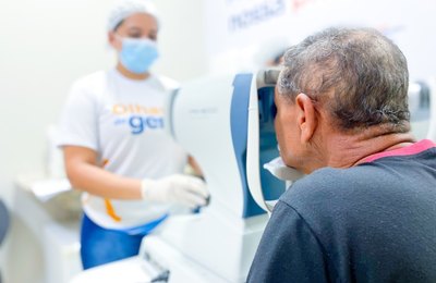 Pacientes de Flexeiras passam por cirurgia de catarata no Hospital da Cidade