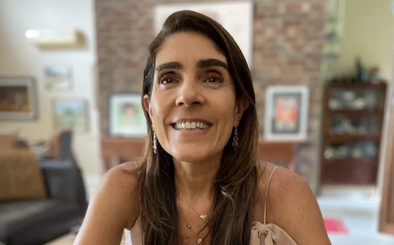 Romance de realismo mágico explora os refúgios emocionais criados na infância