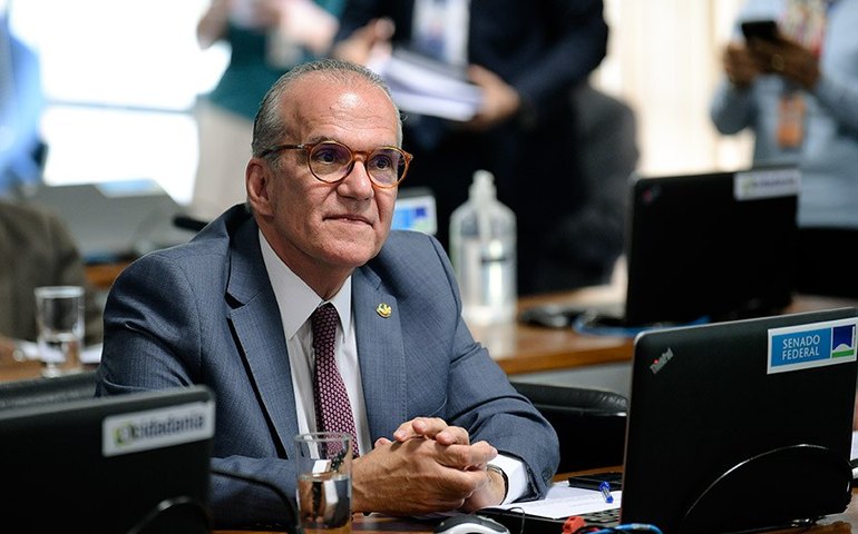 Dueire defende emendas à MP que acaba com a ‘taxa das blusinhas’