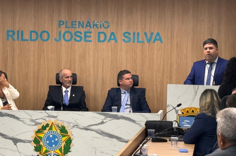 Nova Câmara de Maragogi é inaugurada em sessão solene