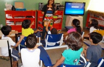 FNDE repassa R$ 983 milhões do salário-educação