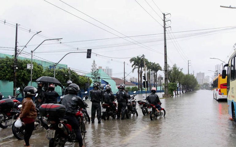 Desastres são efeito extremo do fenômeno La Niña