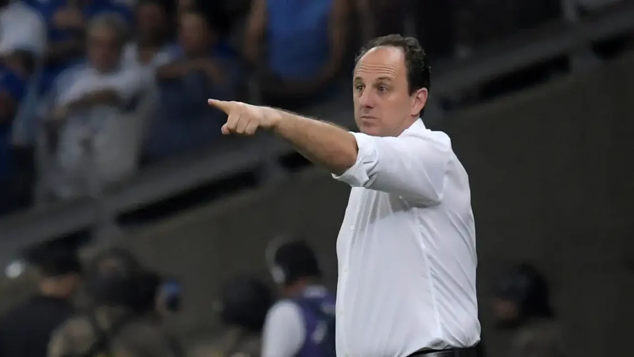 São Paulo inicia preparação para reencontro com Rogério Ceni