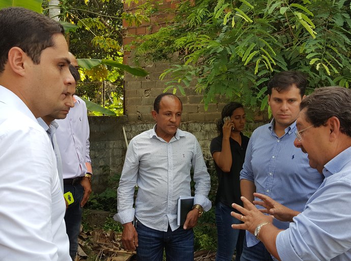 Marechal e Estado realizam visita na Estação de Tratamento de Esgoto