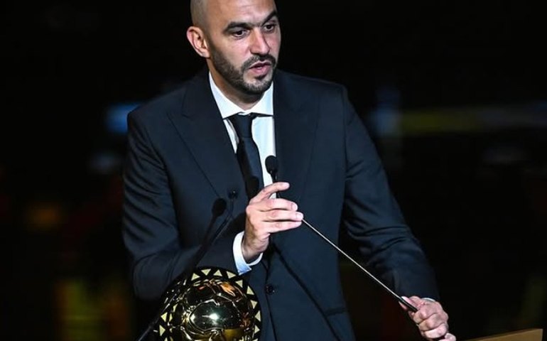 Walid Regragui deixa comando do Marrocos, rival de estreia do Brasil na Copa