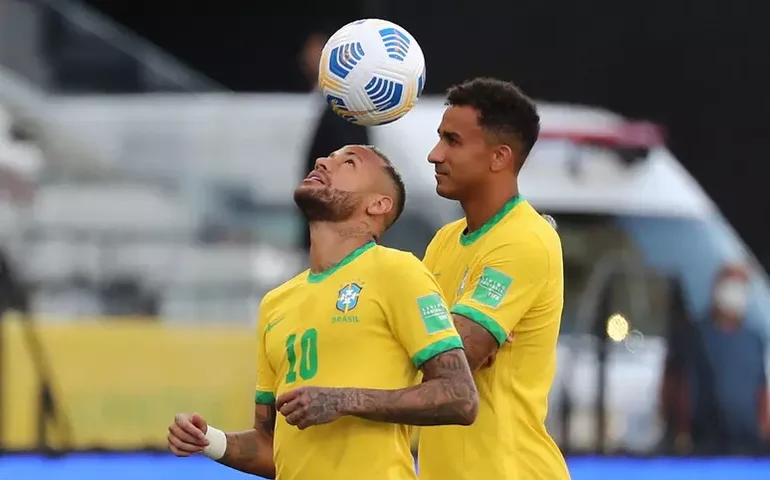 Neymar tem lesão confirmada e pode desfalcar seleção brasileira na estreia da Copa
