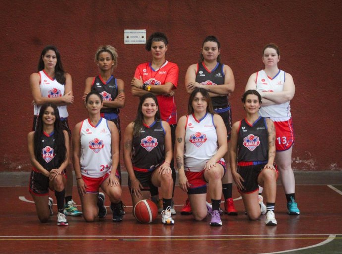 Prefeitura de Maceió apoia equipe feminina de basquetebol master em disputa regional