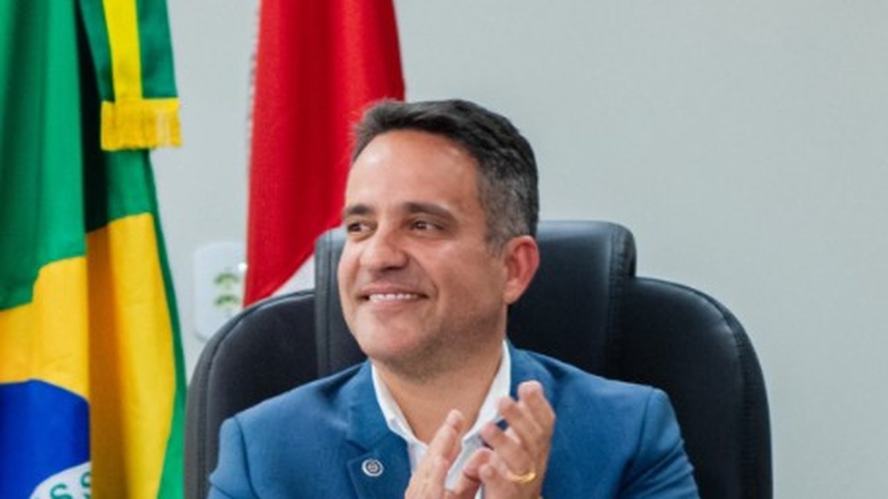 O homem é Paulo