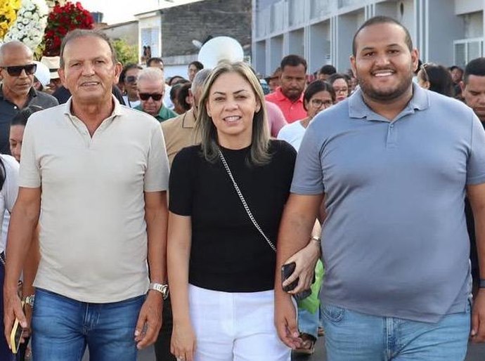 Matriz: com popularidade em alta prefeito comanda festa dos 67 anos de emancipação nesta quinta