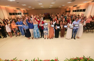Comenda Maria Mariá eterniza nomes que fizeram história na educação infantil