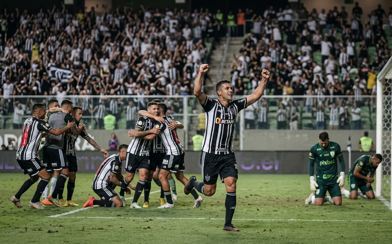 Sob nova direção, Atlético elimina América nos pênaltis e vai à 20ª final seguida do Mineiro