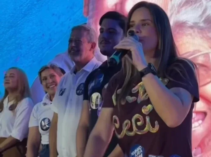 Candidata à ALE, ex-prefeita Ceci marca presença em grande ato do PP na capital alagoana