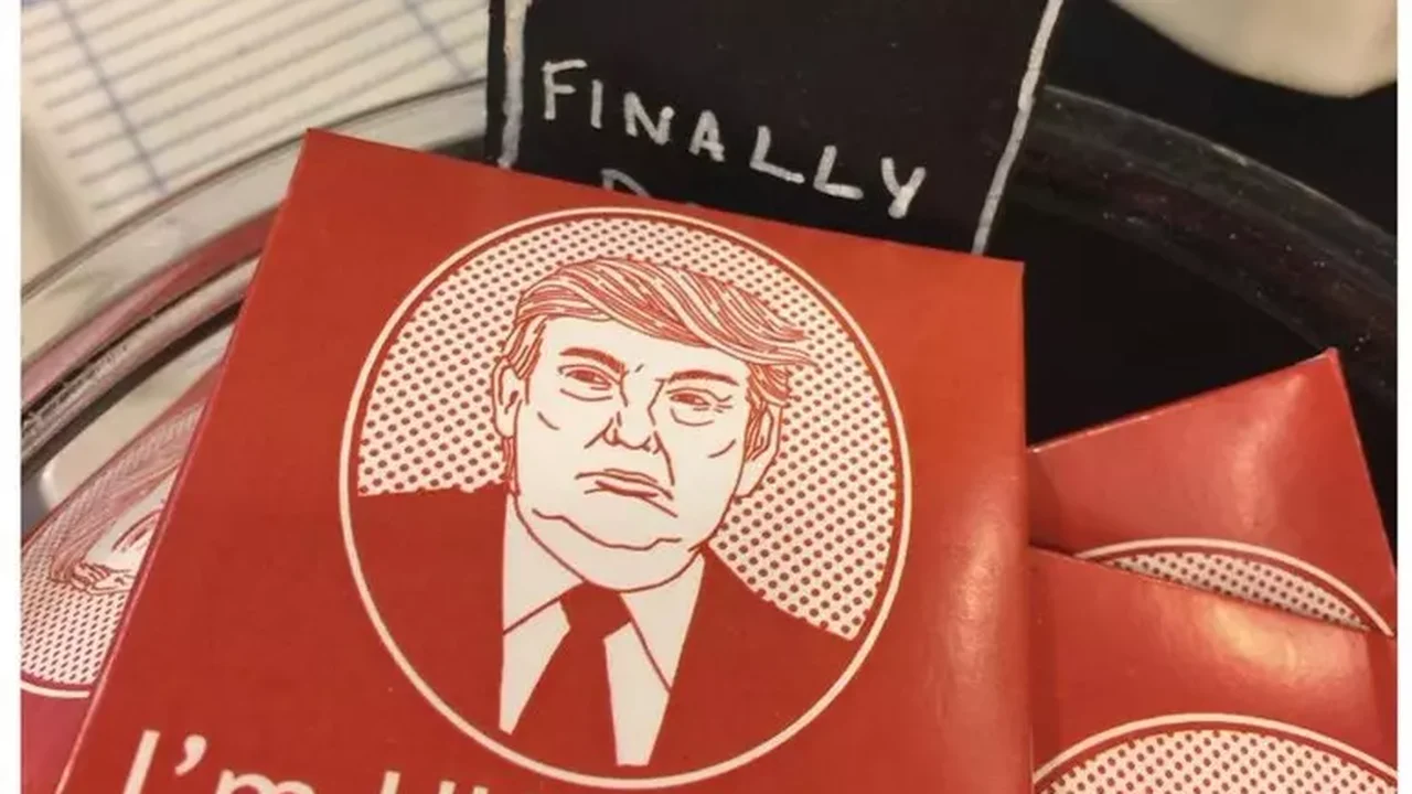 Rosto de Trump aparece em preservativos em fotos de caso Epstein