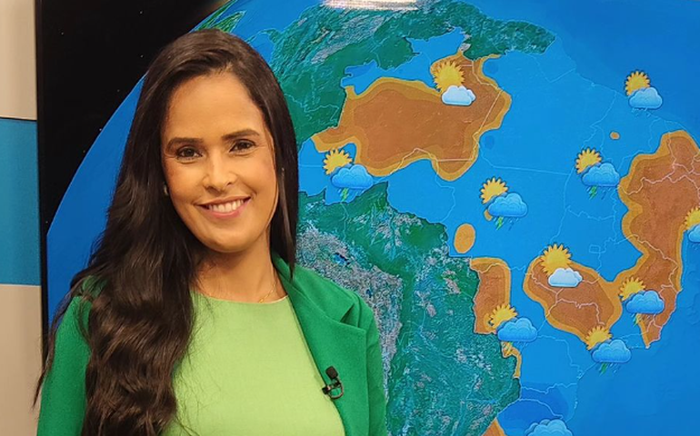 Quem era Elaine Santos, jornalista grávida que morreu aos 38 anos?