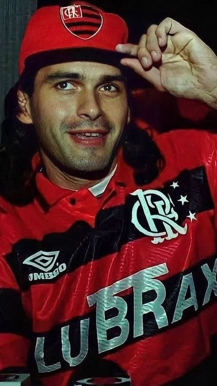Ex-jogador Mancuso revela história de Romário no Flamengo: 'Dormia sempre fora e depois fazia três gols'