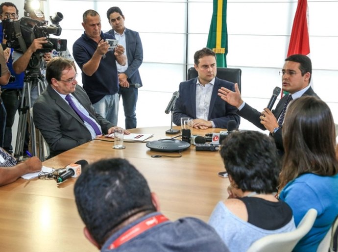 'Enquanto outros Estados exoneram, Alagoas convoca reserva Técnica'