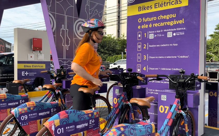 Passeio de bicicleta elétrica é opção de lazer em Maceió neste feriadão