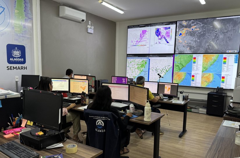 Alagoas entra em estado de atenção com previsão de chuvas intensas até sábado