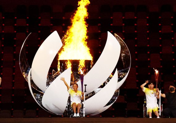 Jogos Paralímpicos de Tóquio-2020 começam com cerimônia enxuta e emocionante