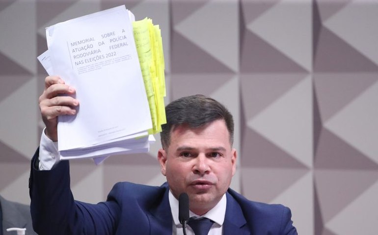 Ex-diretor da Polícia Rodoviária Federal nega ter promovido blitz para reter eleitores