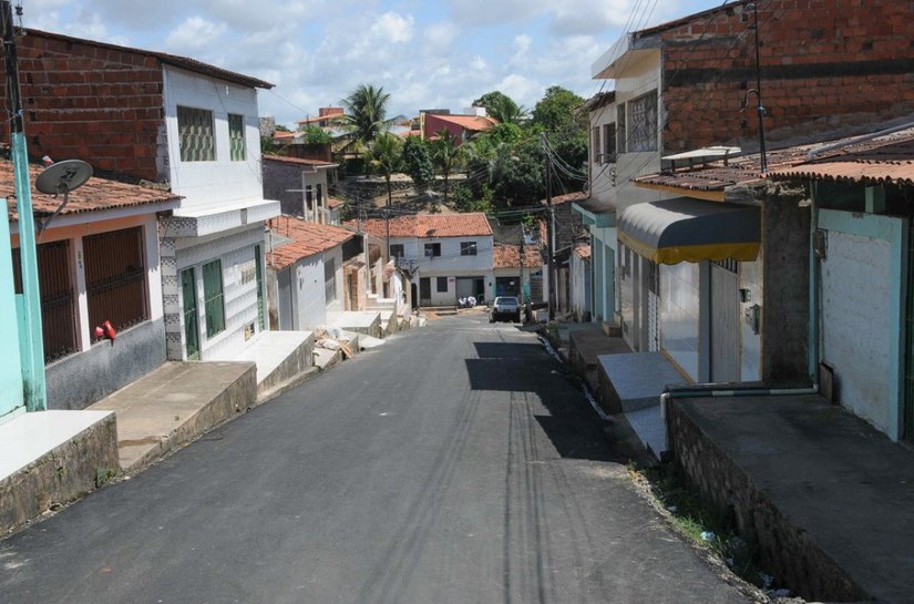 Nesta terça: Rui vistoria obras na comunidade Piabas