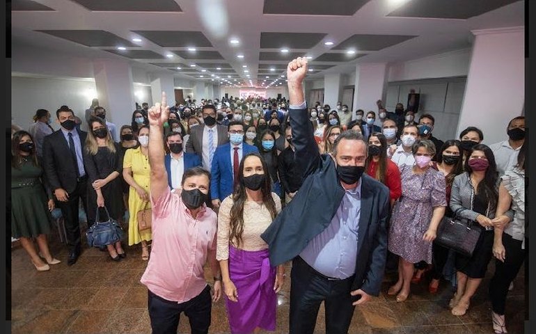 Papo Reto debate rumos do Direito com jovens advogados e advogadas