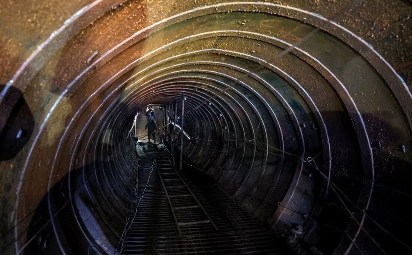 Exército israelense encontra maior túnel subterrâneo de Gaza