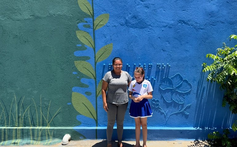 Mural sensorial inspirado em moradora celebra inclusão na nova Praça do Feitosa