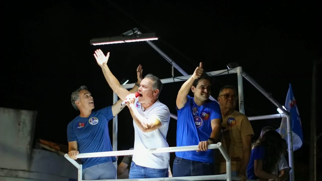 “Estamos virando o jogo na grande Maceió e vamos vencer no domingo”, diz Renan Filho durante Caravana 15