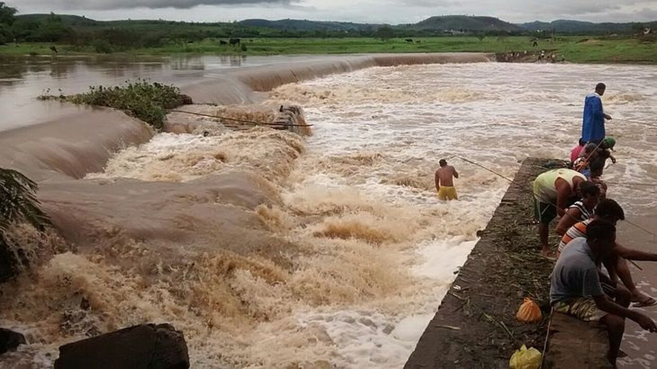 Após transbordamento do Rio Mundaú, Prefeito Gilberto Gonçalves decreta estado de emergência em Rio Largo