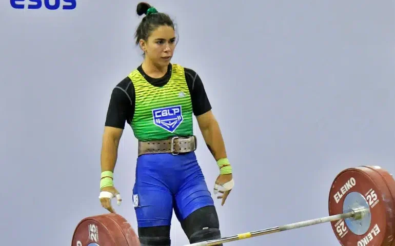 China decide não levar atleta, e Amanda Schott herda vaga no levantamento de peso em Paris-2024