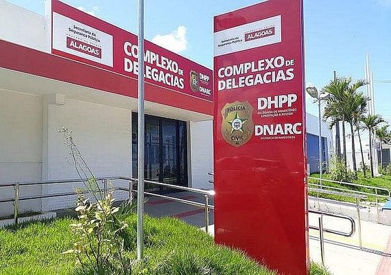 Mulher discute com companheiro e o esfaqueia durante bebedeira em Chã da Jaqueira