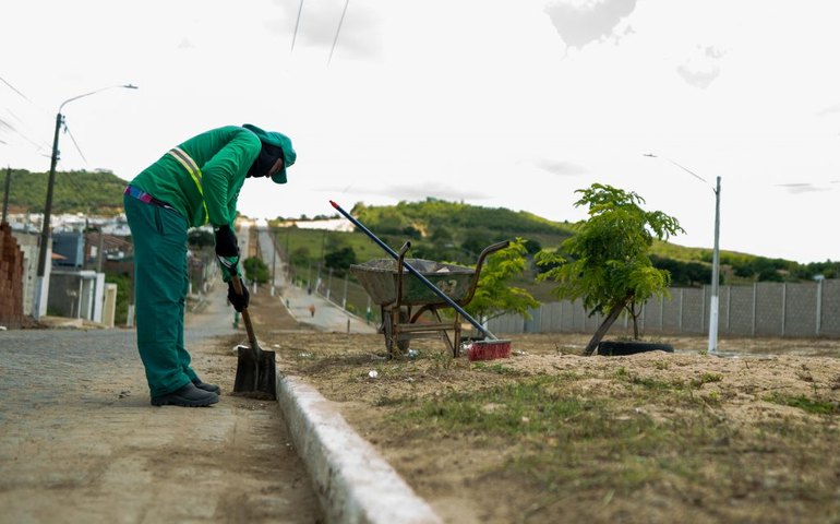 Paixão de Cristo: espetáculo no Morro Santo e transmissão online marcam edição do maior espetáculo a céu aberto de Alagoas