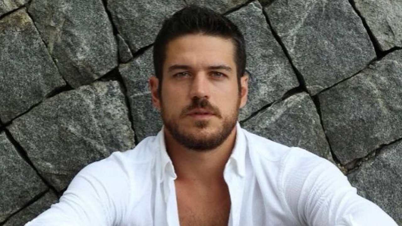 ‘Que não tenhamos mais medo de existir’, diz Marco Pigossi