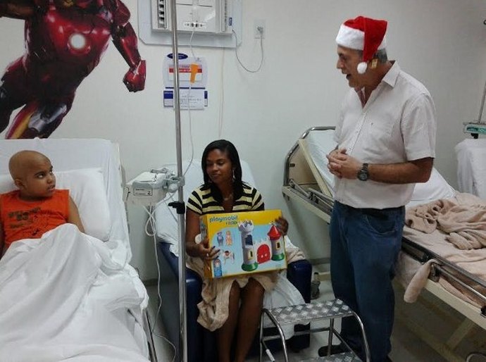 Brinquedos, roupas e sapatos são doados pela Sefaz a 1.500 crianças