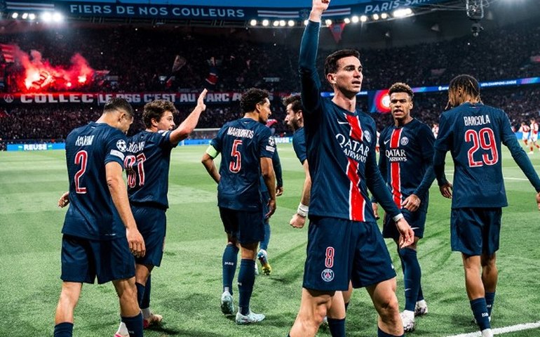 Confusão marca comemoração dos torcedores em Paris após vitória do PSG na Liga dos Campeões