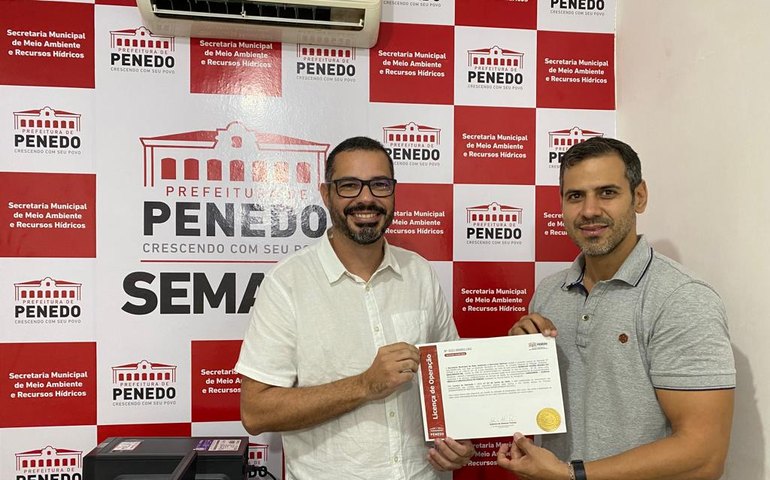 Semarh Penedo emite primeira licença ambiental para empresa do município