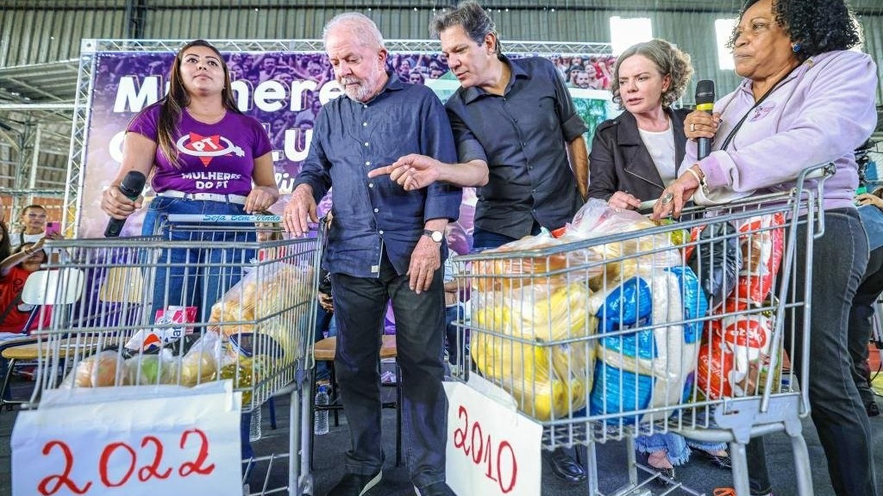 Mulheres das periferias falam sobre fome, dificuldades e esperança no encontro com Lula na Brasilândia