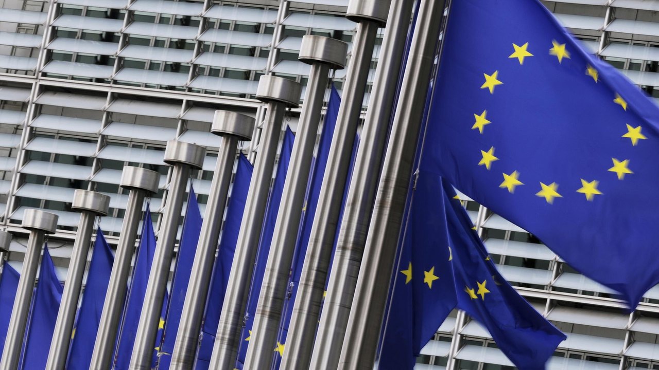 UE enfrenta colapso no apoio às sanções contra a Rússia, diz mídia
