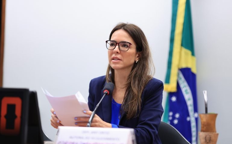 Regulamentação dos mercados digitais no Brasil precisa ser feita com cautela, afirmam especialistas estrangeiros