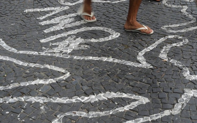 Violência policial é expressão do racismo em diversas partes do mundo