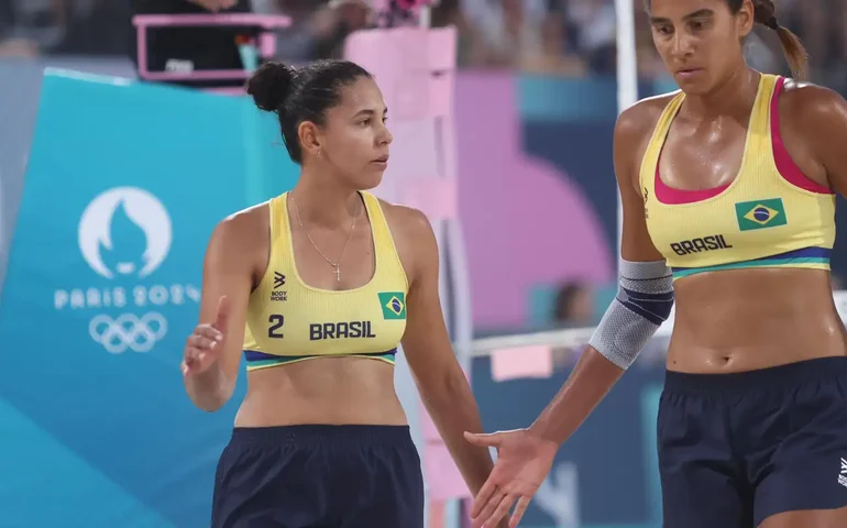 Ana Patrícia e Duda voltam às quadras após ouro olímpico com vitórias em João Pessoa