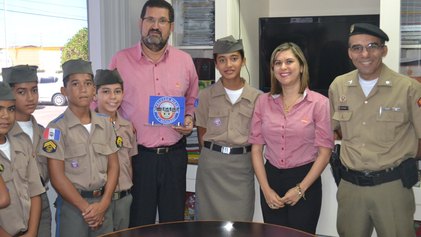 Pelotão Mirim e Grupo Coringa firmam mais um ano de parceria