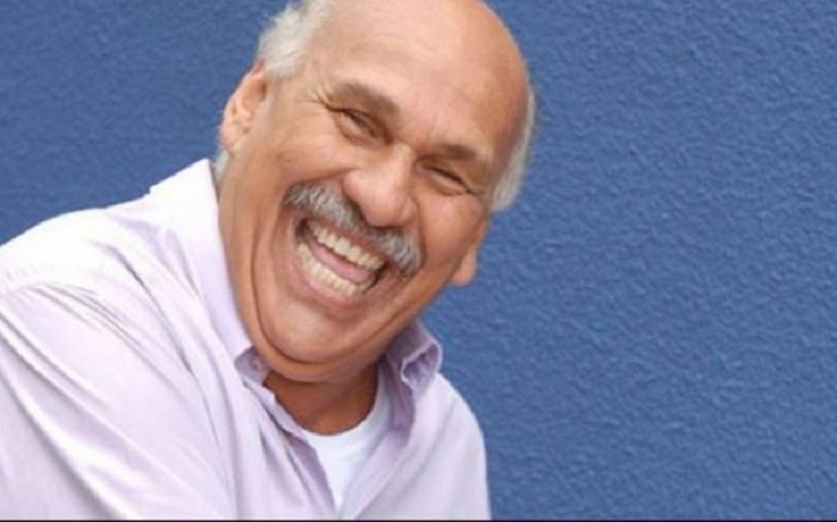 Márcio Canuto recebe homenagem especial do prêmio Odete Pacheco