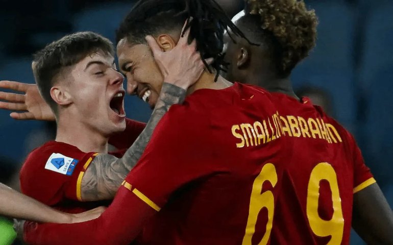 Roma pressiona, perde muitos gols, mas só empata com o lanterna Venezia
