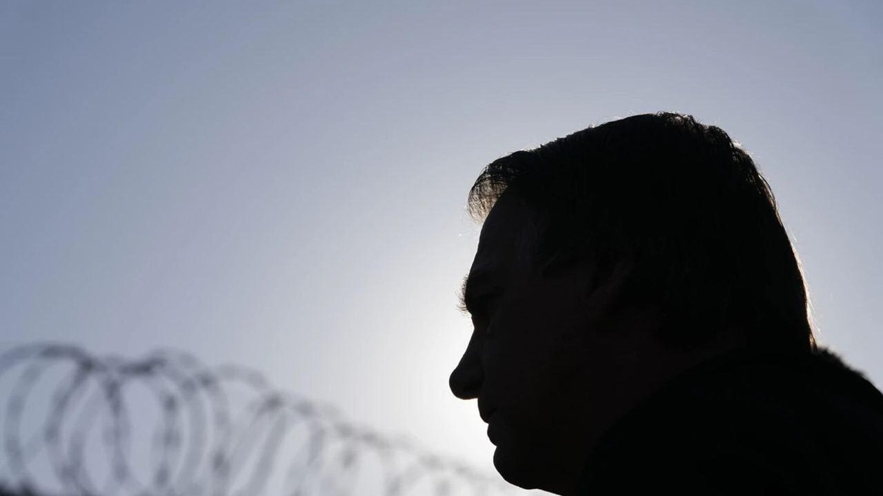 Defesa de Bolsonaro tenta derrubar prisão domiciliar no STF