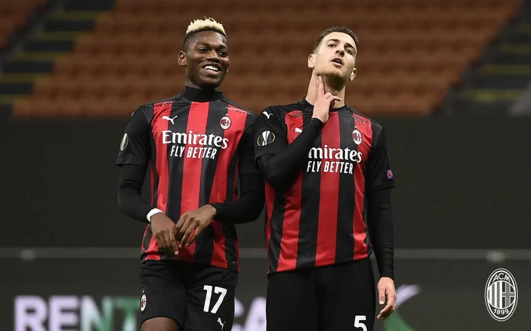 Milan aproveita expulsão e derruba o Sparta na Liga Europa; Paquetá marca e West Ham avança