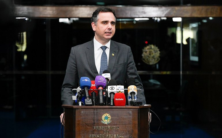 Pacheco critica declaração de Barroso, mas aposta na pacificação institucional