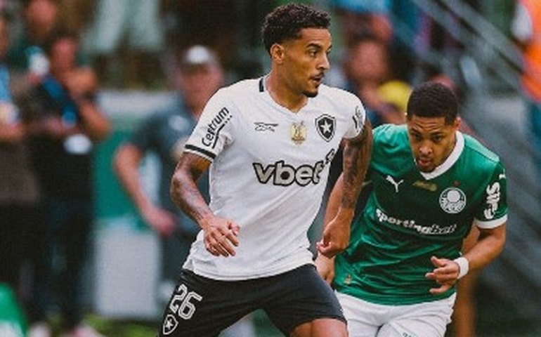Botafogo renova com o volante Gregore até 2028: 'Símbolo de garra e dedicação'