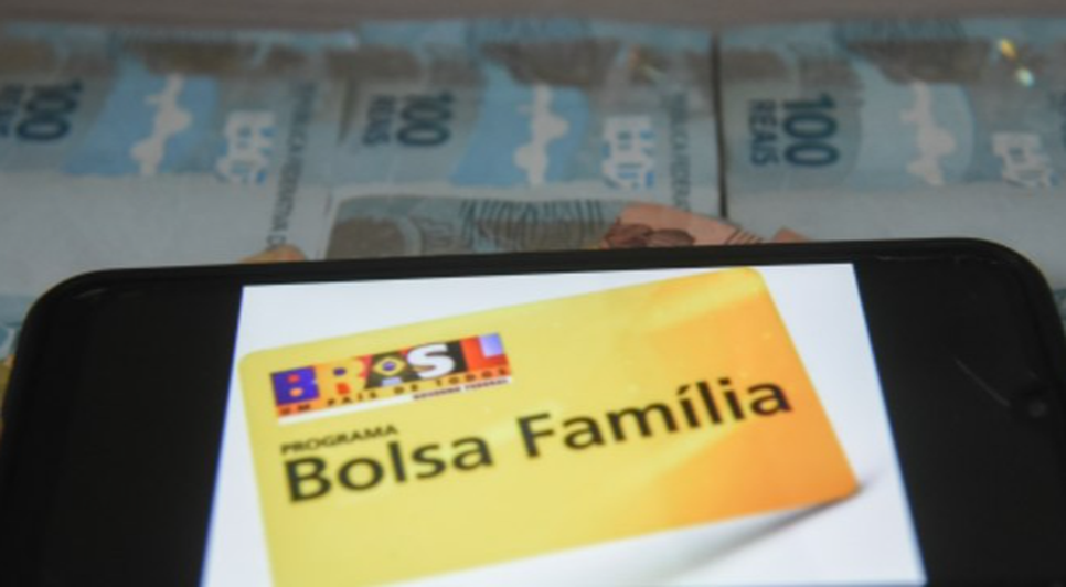 Bolsa Família realiza nesta sexta-feira último pagamento antes do Auxílio Brasil / Foto: Foto: CAIO ROCHA/FRAMEPHOTO